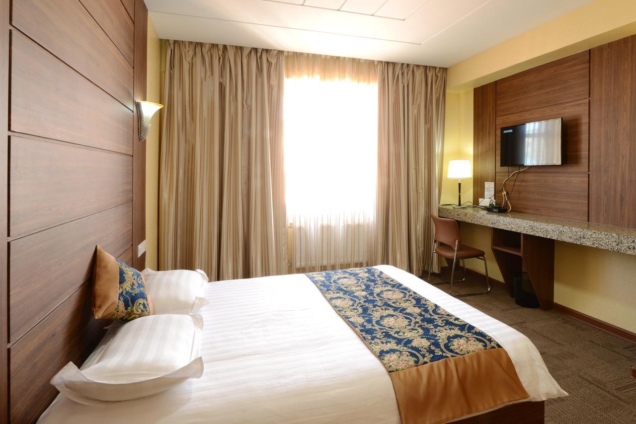 Zolo Hotel Уланбатар Екстериор снимка
