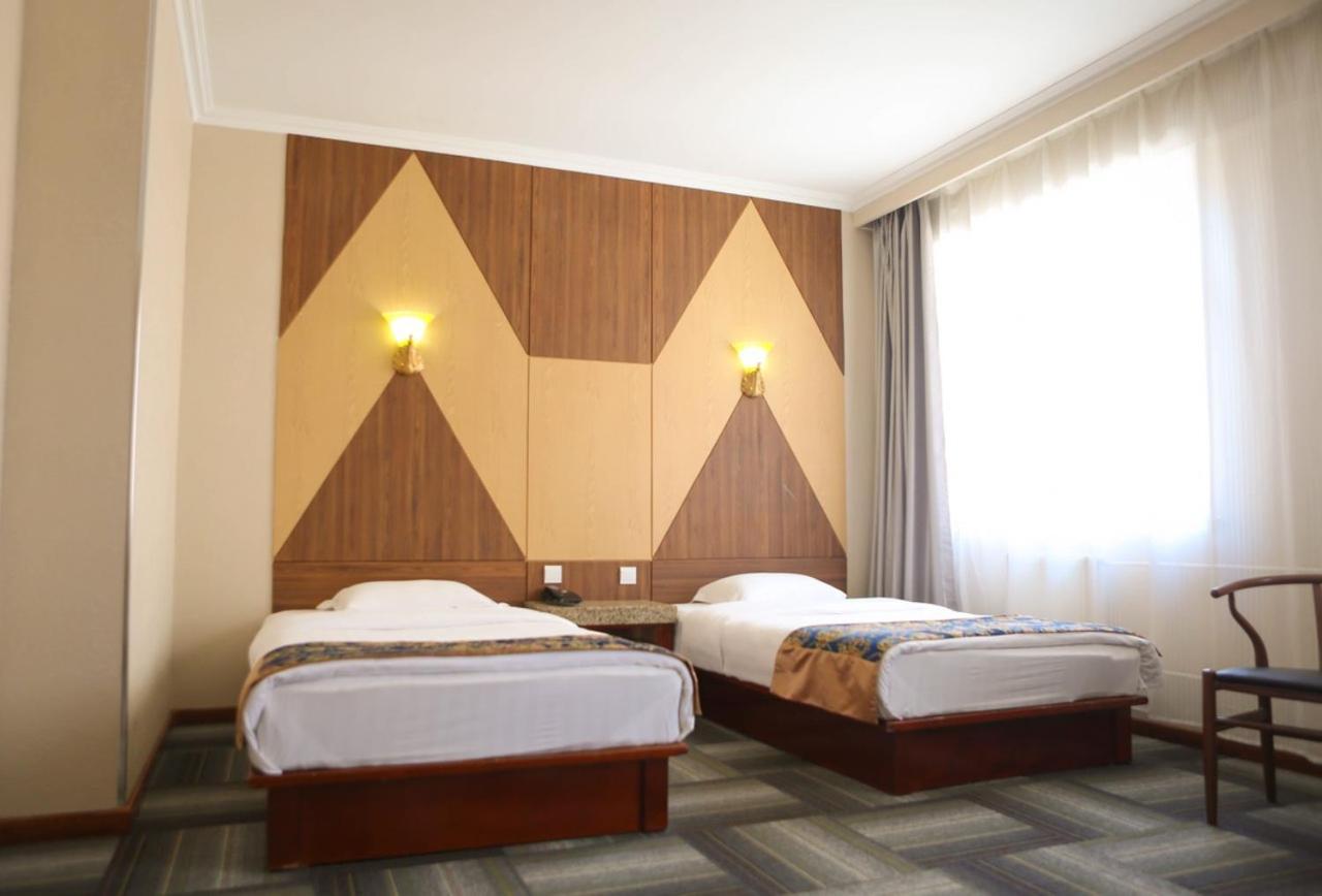 Zolo Hotel Уланбатар Екстериор снимка
